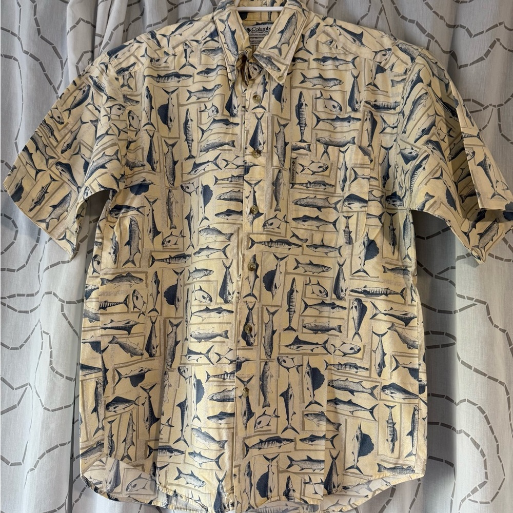 Columbia Men's Fish Pattern Shirt